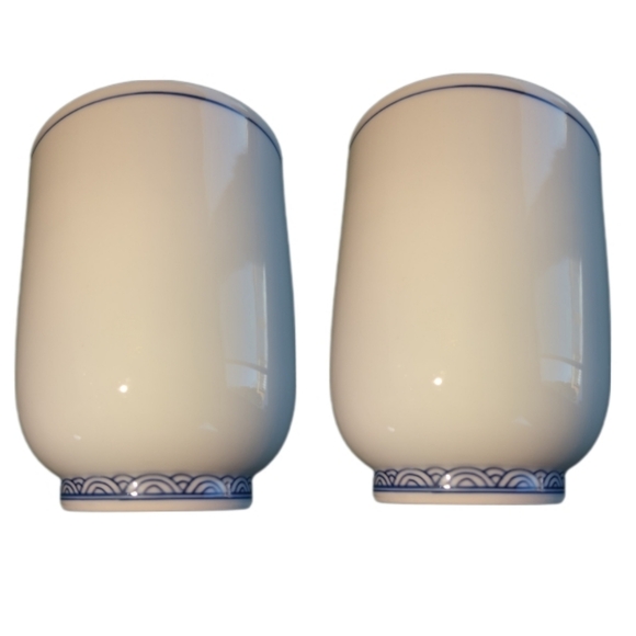 Vintage Japanese Arita Teapot Set with Cups - Picture 5 of 9